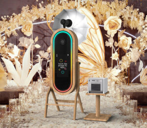 Retro Mirror Booth