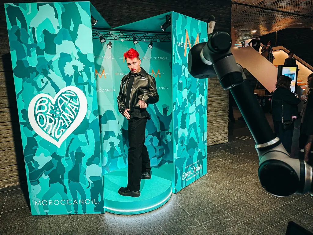 Glambot at an event