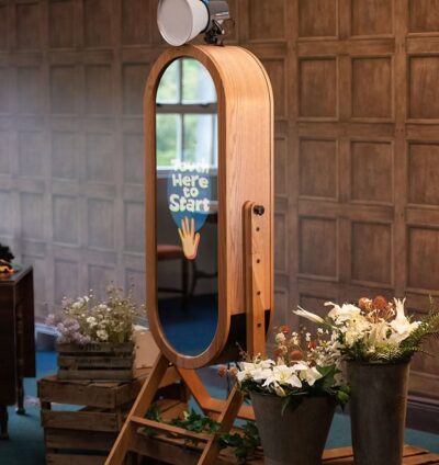 Retro mirror booth σε γάμο