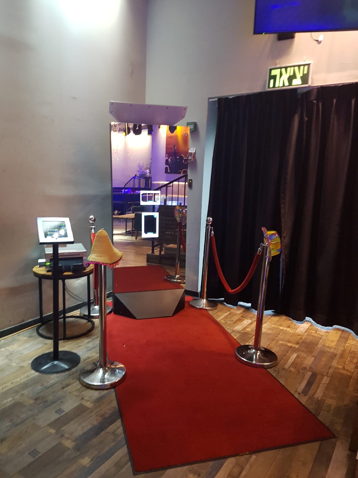 Tower Mirror Booth at an event
